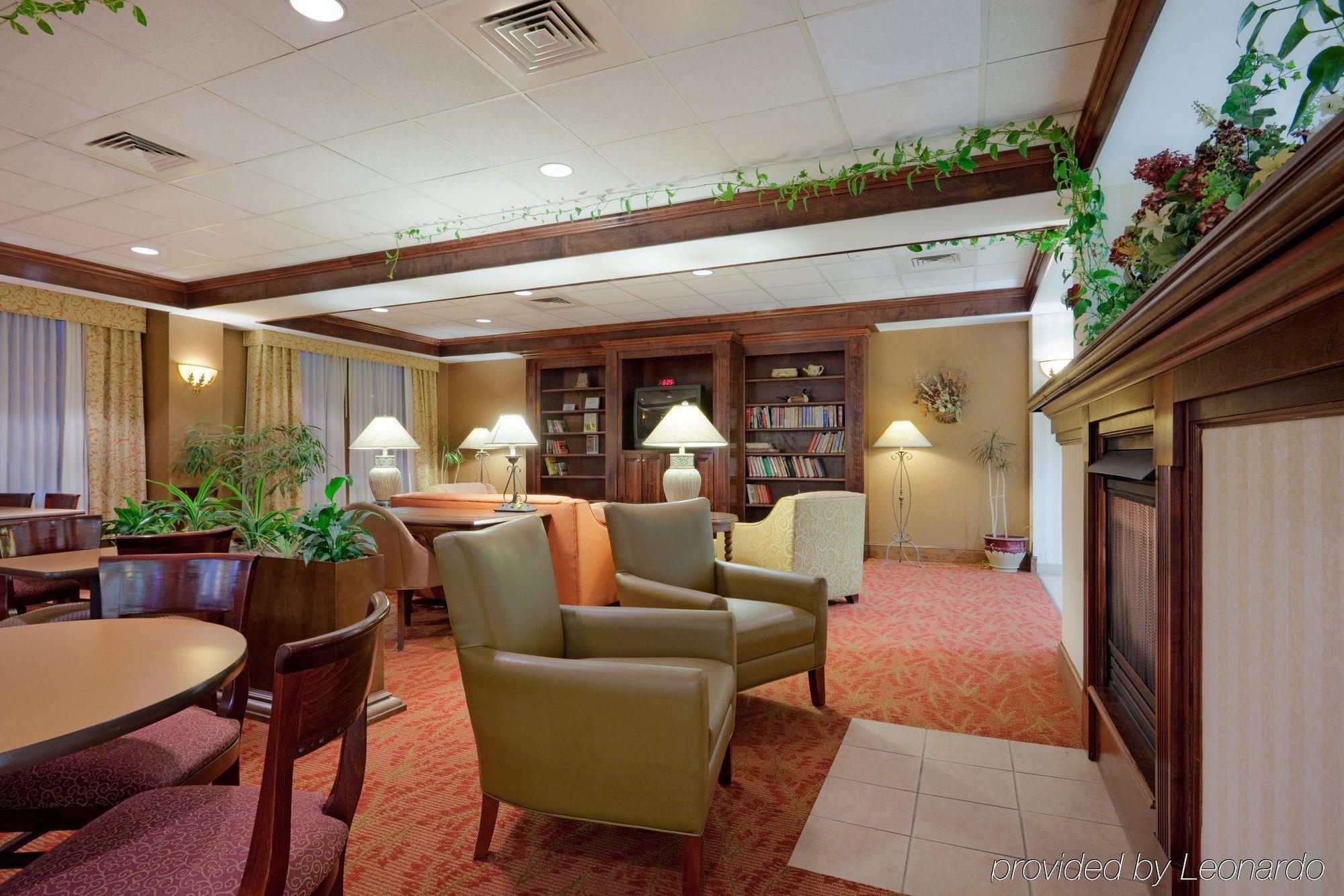 Holiday Inn Express Hotel & Suites Providence-Woonsocket By Ihg Dalaman gambar